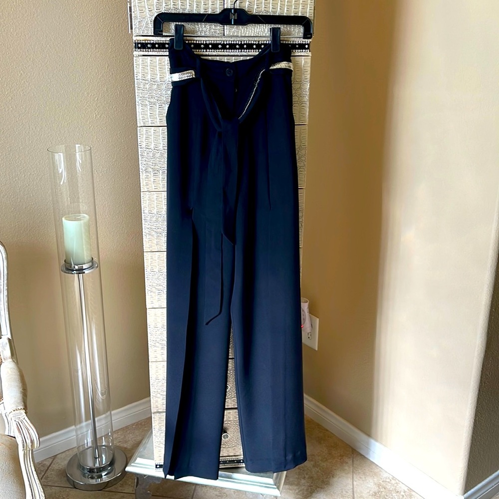NWOT Beautiful high waisted slacks
